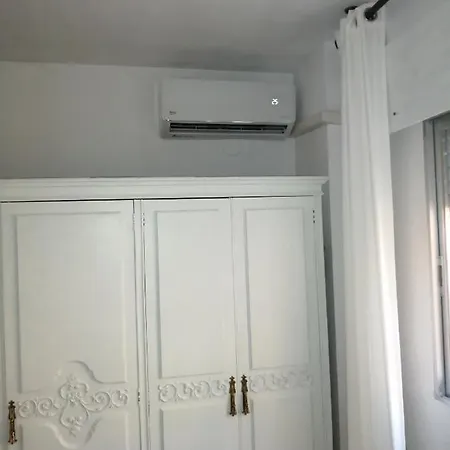 Piso En El Centro De Con Garaje Incluido Gratis Apartament *