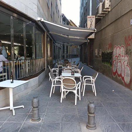 Piso En El Centro De Con Garaje Incluido Gratis * Γρανάδα